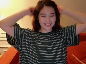girl
        ki_mi cam image #202111