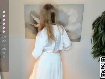 girl
        _megryan_ cam image #157454
