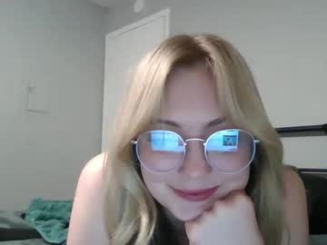 girl
        reikasweb cam image #204170