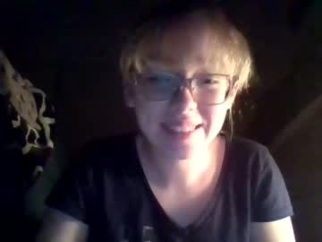 girl
        blonde_katie cam image #129638