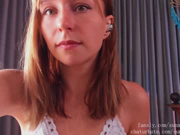 girl
        sunny__honey cam image #52773