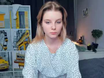 girl Sex Cam Older Woman with intimacy_scene