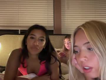 girl
        jenniferaddison cam image #205260