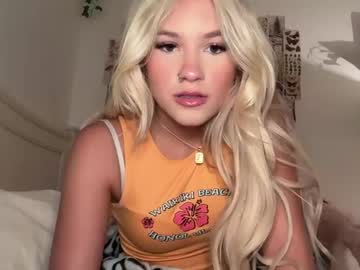 girl
        babymorgann cam image #209571