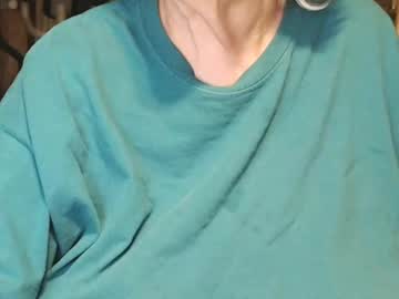 girl Sex Cam Older Woman with cat9paw