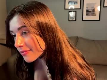 girl
        sky_breeze19 cam image #207610