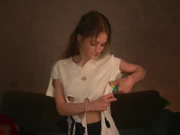 girl
        skinny_eve cam image #236192