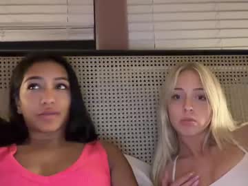 girl
        jenniferaddison cam image #205288