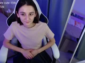 girl
        karina_mur cam image #55399