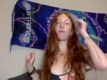 girl Sex Cam Older Woman with slimthiccredhead