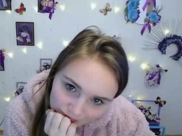 girl
        shy_cute_emma_ cam image #10896