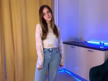 girl
        lorabeam cam image #165491