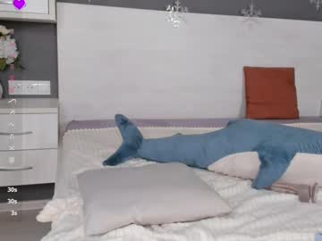girl
        viktoria_pum cam image #245393
