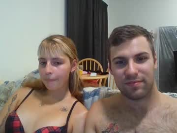 couple
        popcouple cam image #199767