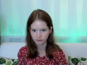 girl
        vikkroriaa cam image #181396