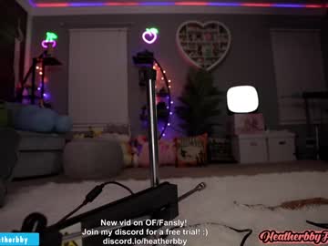 girl
        heatherbby9 cam image #19051
