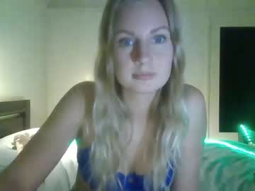 couple
        melanie_rosex cam image #54294