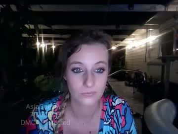 girl
        yoursecretgirlfriend07 cam image #99665