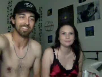 couple
        zandg cam image #201955