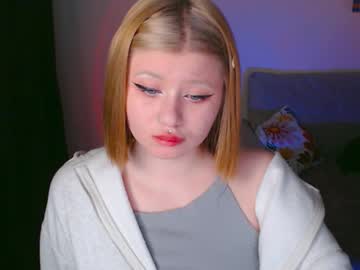 girl
        loraloveu cam image #235866