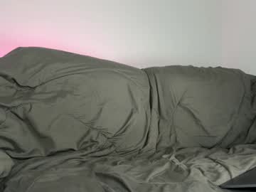 girl
        pickme_baby cam image #240532