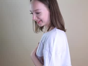 girl
        elianareynolds cam image #141115