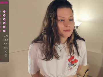 girl
        florra_loves cam image #96885
