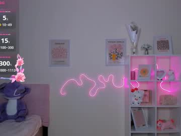 girl
        katiefoxie cam image #202790