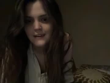 girl
        elisweets cam image #185754
