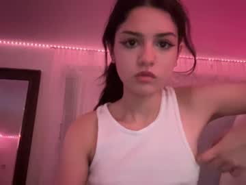 girl
        samantha1282 cam image #90900