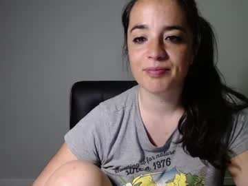 girl
        melaniebiche cam image #24204