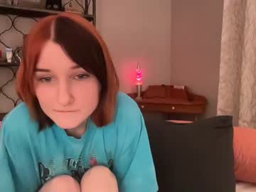 girl
        tinytittytia cam image #145450