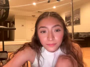girl
        amberxsummer cam image #63233