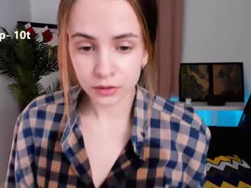 girl
        eryda_x cam image #42331