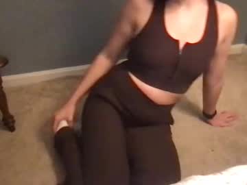 girl
        fitkaty cam image #172564