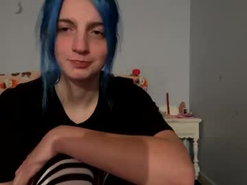 girl Sex Cam Older Woman with kitten4sale666