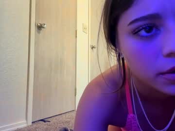 girl
        georgiahill550237 cam image #219171