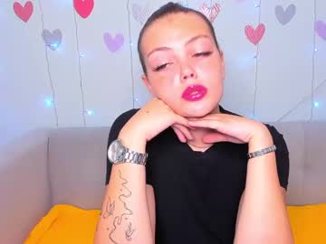 girl Sex Cam Older Woman with ssshhy