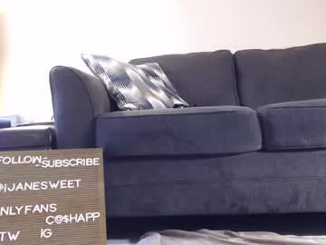 couple
        sweetestjane cam image #36240