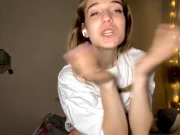 girl Sex Cam Older Woman with gwendolynharkey