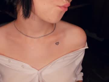 girl
        dawnbaber cam image #186276