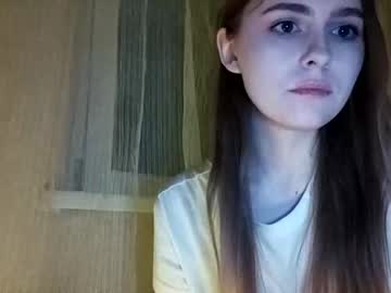 girl
        jennyjansen cam image #114718