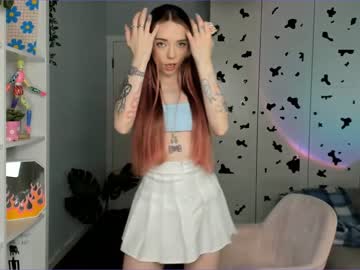 girl
        thisisamelia cam image #50743