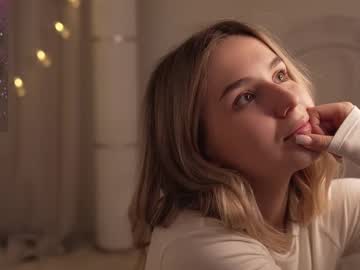 girl Sex Cam Older Woman with aurmur
