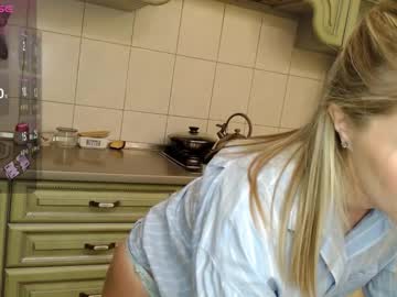 girl
        juicyyyyivy cam image #249865
