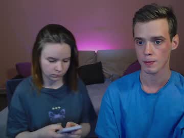 couple
        nickandmolly cam image #213394