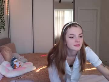 girl
        cyberslime cam image #123345