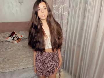 girl
        mysticshine cam image #201406