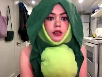 girl
        littlesugarpea cam image #66147