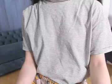 girl
        elisabethhill cam image #70852